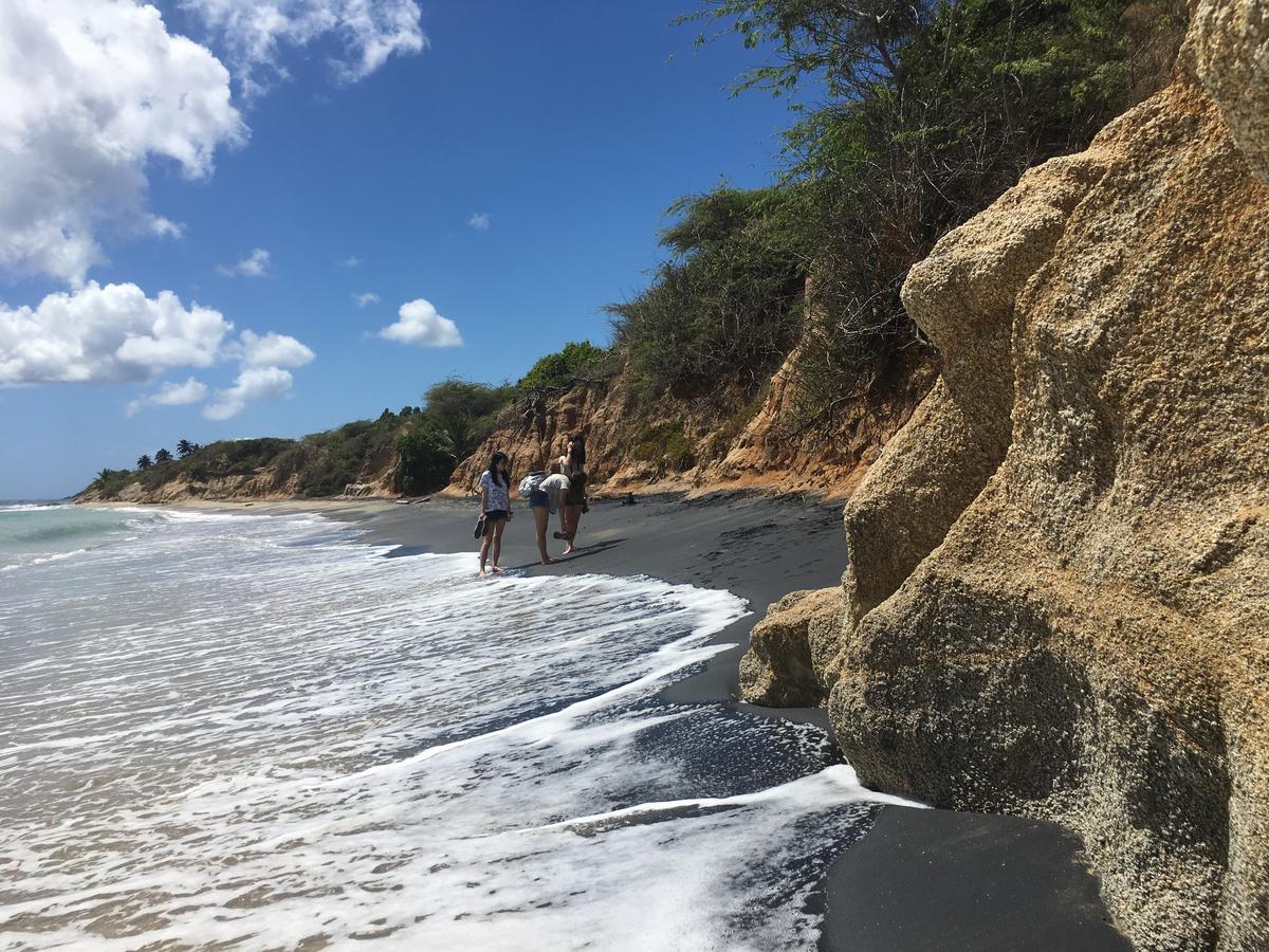 Vieques Good Vibe Guest House Экстерьер фото